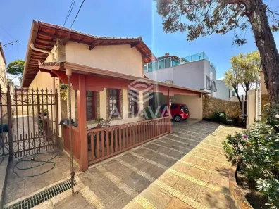 Casa com 3 Quartos à venda, 360m² no Santa Amélia, Belo Horizonte