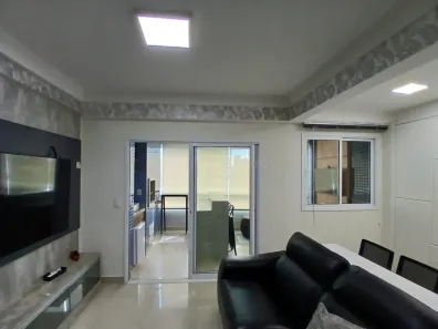 Apartamento com 3 Quartos para alugar, 145m² no Zona 01, Maringá