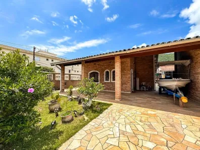 Casa com 5 Quartos à venda, 187m² no Maranduba, Ubatuba