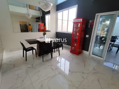 Casa de Condomínio com 3 Quartos para alugar, 241m² no Novo Mundo, Uberlândia