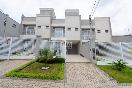 Sobrado com 3 Quartos à venda, 147m² no Xaxim, Curitiba