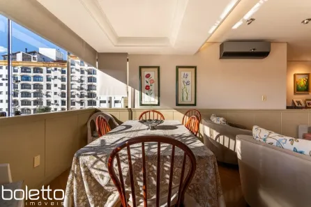 Apartamento com 3 Quartos à venda, 114m² no Mont Serrat, Porto Alegre
