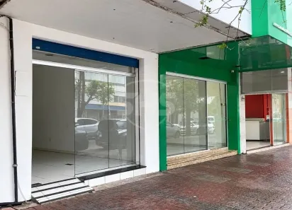 Ponto Comercial para alugar, 79m² no Centro, Blumenau