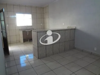 Casa com 6 Quartos à venda, 187m² no Laranjeiras, Uberlândia