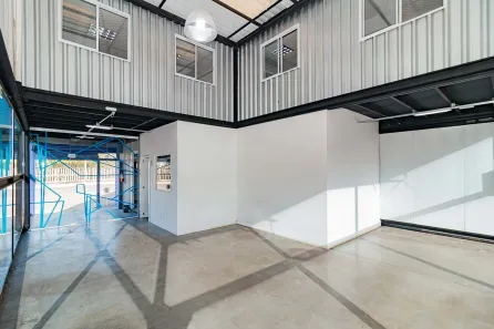 Ponto Comercial para alugar, 164m² no Navegantes, Porto Alegre