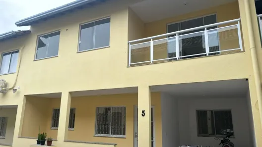 Casa com 3 Quartos à venda, 50m² no Jardim Primavera, Duque de Caxias