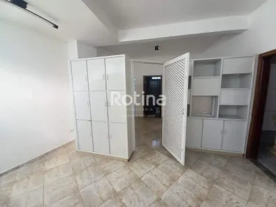 Sala Comercial para alugar, 70m² no Santa Mônica, Uberlândia