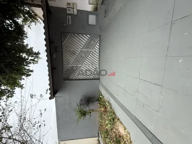 Casa com 4 Quartos à venda, 230m² no Vila Cristina, Goiânia