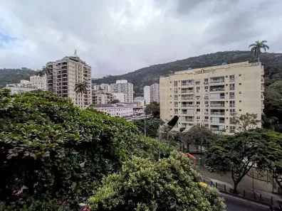 Apartamento com 3 Quartos para alugar, 120m² no Laranjeiras, Rio de Janeiro