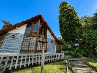Casa com 4 Quartos à venda, 200m² no Carlos Guinle, Teresópolis