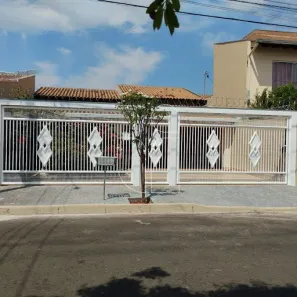 Casa com 3 Quartos à venda, 300m² no Jardim Vitória, Marília