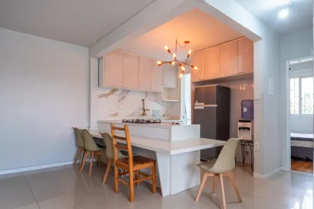 Apartamento com 2 Quartos para alugar, 58m² no Kobrasol, São José