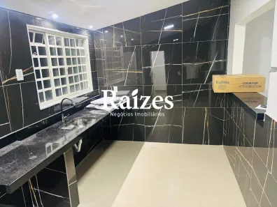Casa com 3 Quartos à venda, 180m² no Jardim Canaã, Uberlândia