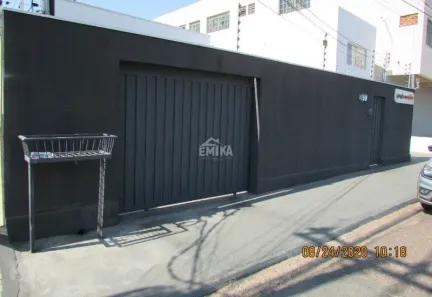 Casa com 3 Quartos à venda, 443m² no Araés, Cuiabá