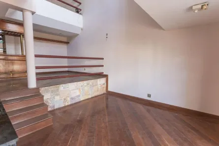 Casa com 5 Quartos à venda, 640m² no Serra, Belo Horizonte