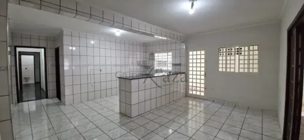 Casa com 2 Quartos à venda, 124m² no Loteamento Villa Branca, Jacareí