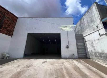Prédio Residencial com 2 Quartos para alugar, 180m² no Res Carlos Augusto, Paço do Lumiar