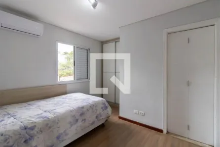 Casa com 5 Quartos para alugar, 263m² no Jardim Maia, Guarulhos