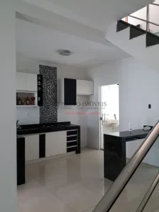 Casa com 3 Quartos à venda, 122m² no Santa Helena, Contagem