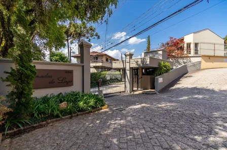 Casa com 4 Quartos à venda, 229m² no Bigorrilho, Curitiba