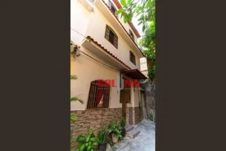 Casa com 11 Quartos à venda, 195m² no São Domingos, Niterói
