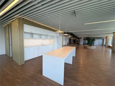 Sala Comercial para alugar, 1602m² no Parque Industrial Tomas Edson, São Paulo