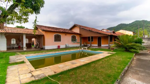 Casa com 4 Quartos para venda ou aluguel, 900m² no Serra Grande, Niterói