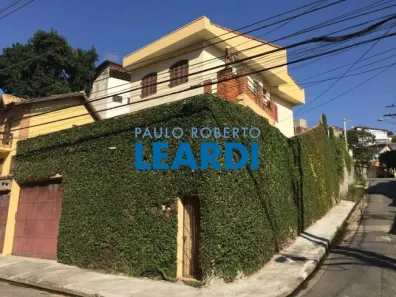 Casa com 3 Quartos à venda, 218m² no Vila Morse, São Paulo