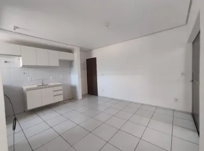 Apartamento com 3 Quartos para alugar, 64m² no São João, Teresina