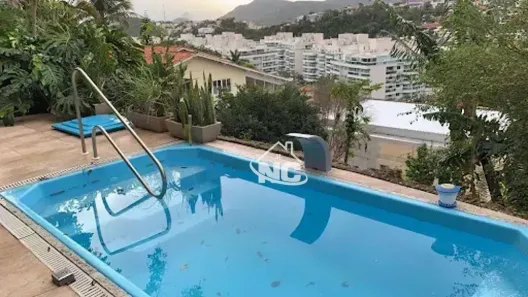 Casa com 4 Quartos à venda, 360m² no Camboinhas, Niterói