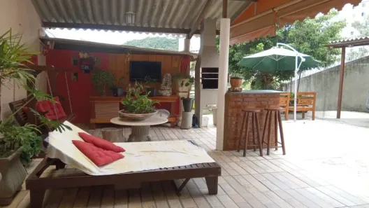 Casa com 5 Quartos à venda, 264m² no Nova Califórnia, Juiz de Fora