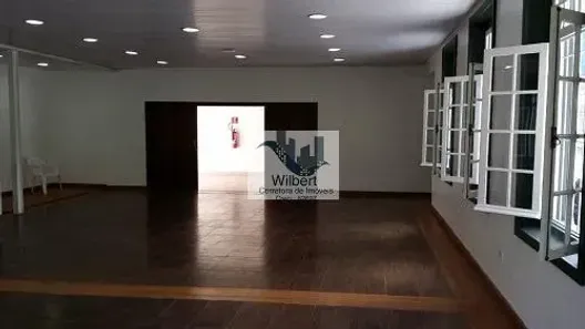 Ponto Comercial para alugar, 190m² no Cascatinha, Petrópolis