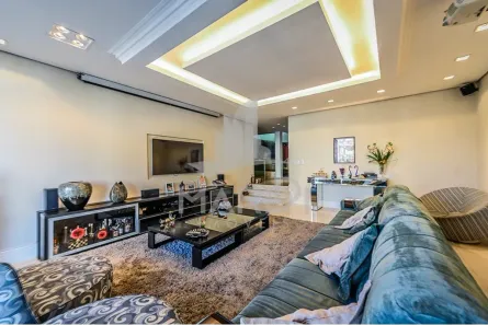 Casa com 5 Quartos à venda, 714m² no Menino Deus, Porto Alegre