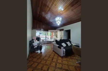 Casa com 5 Quartos à venda, 440m² no Liberdade, São Paulo