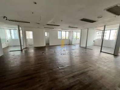 Sala Comercial à venda, 150m² no Cidade Monções, São Paulo