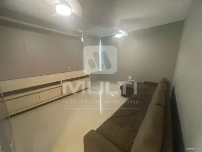Casa com 3 Quartos à venda, 250m² no Santa Mônica, Uberlândia