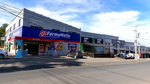 Ponto Comercial para alugar, 180m² no Guarituba, Piraquara