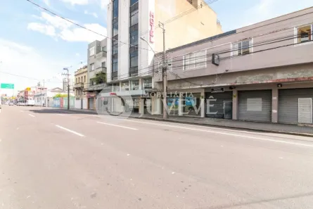 Ponto Comercial para alugar, 138m² no Centro, Curitiba