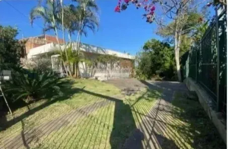 Casa com 3 Quartos à venda, 300m² no Vila Assunção, Porto Alegre