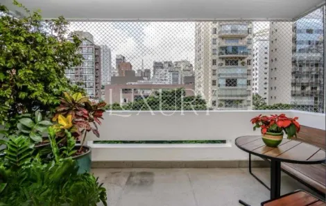 Apartamento com 3 Quartos à venda, 260m² no Cerqueira César, São Paulo