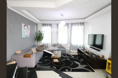 Casa com 3 Quartos à venda, 190m² no Vila Nivi, São Paulo
