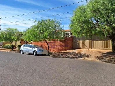 Casa com 3 Quartos à venda, 392m² no Vila Harmonia, Araraquara