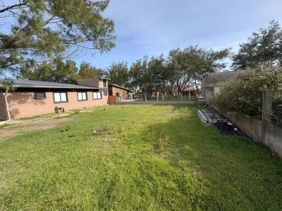Lote/Terreno à venda, 300m² no Santa Teresinha, Imbé