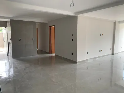 Apartamento com 3 Quartos para alugar, 60m² no Braunes, Nova Friburgo