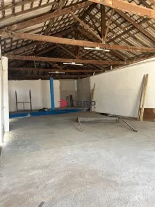 Galpão/Depósito/Armazém com 1 Quarto para alugar, 48m² no Vila Maria, São José dos Campos