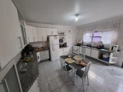 Casa com 3 Quartos à venda, 252m² no Parque das Laranjeiras, Sorocaba