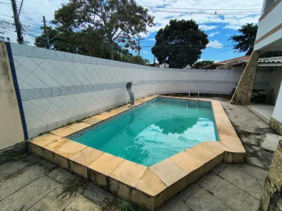 Casa com 3 Quartos à venda, 240m² no Parque Turf Club, Campos dos Goytacazes