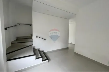 Casa de Condomínio com 3 Quartos para alugar, 198m² no Vila Santista, Atibaia