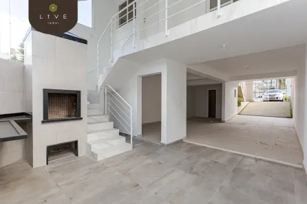 Sobrado com 3 Quartos à venda, 194m² no Uberaba, Curitiba