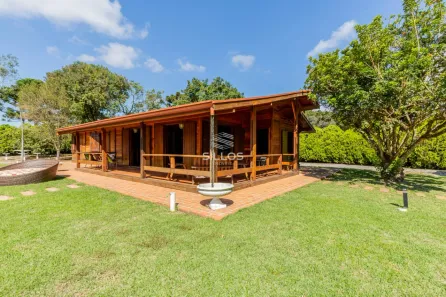 Fazenda/Sítio com 4 Quartos à venda, 160m² no Fazendinha, Campo Largo